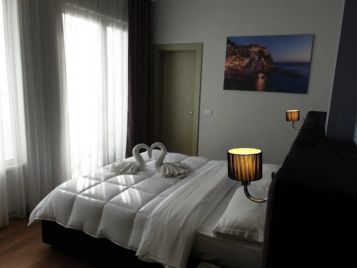Perandor Beach Durres 4*,  Albania