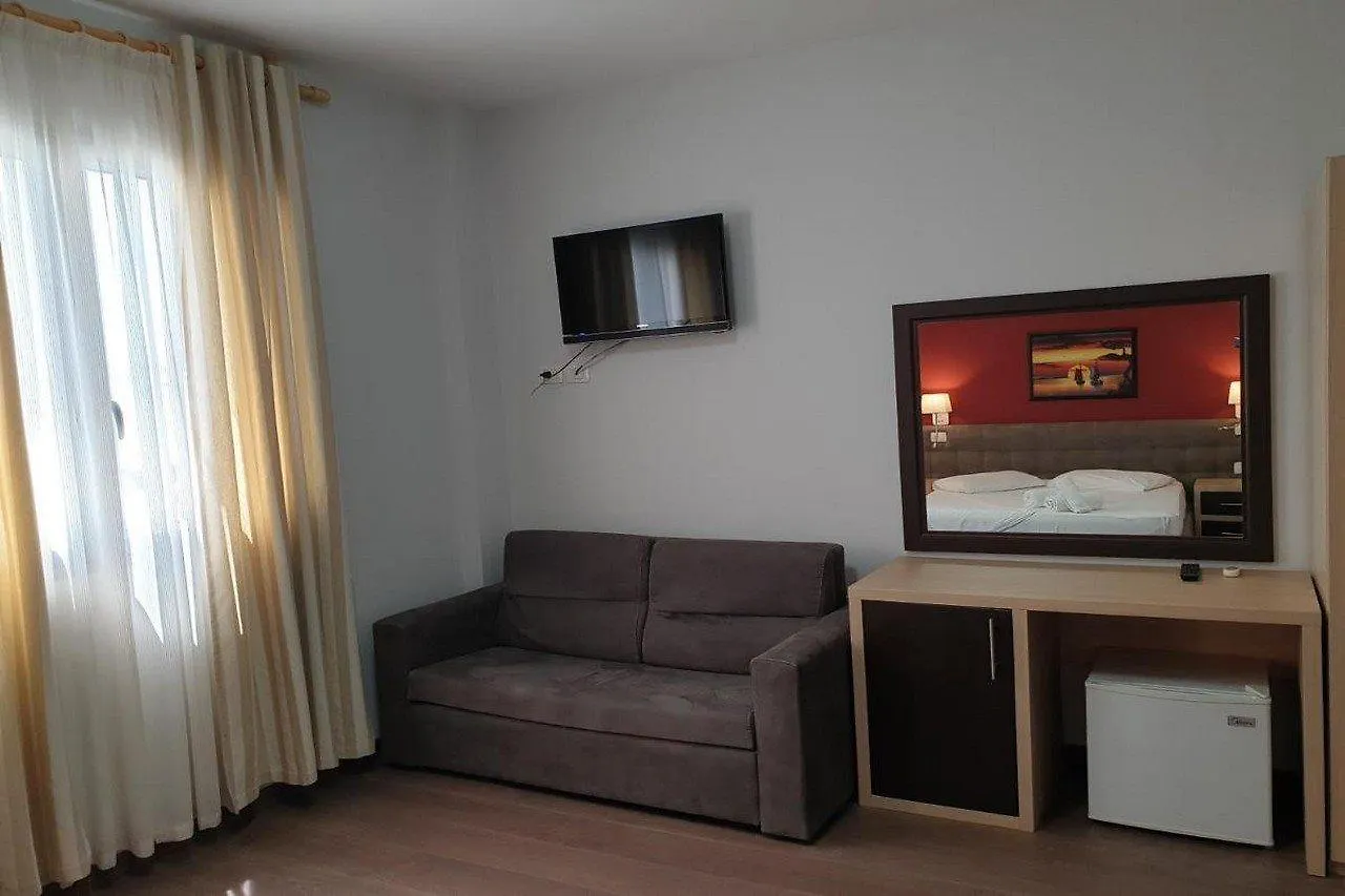 Perandor Beach Durres Hotel