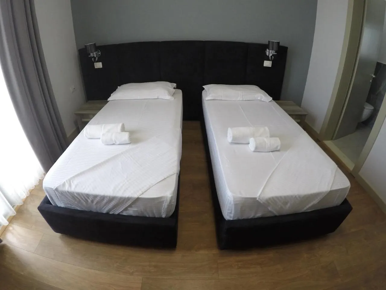 Perandor Beach Durres Hotel