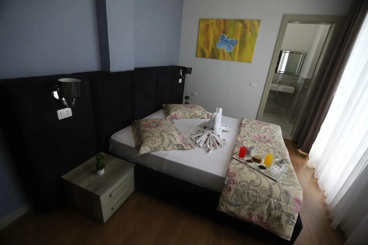 Perandor Beach Durres